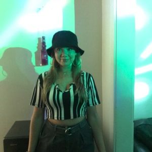 Meet your Posher, Emma